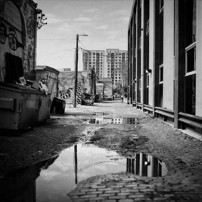 Alley 02